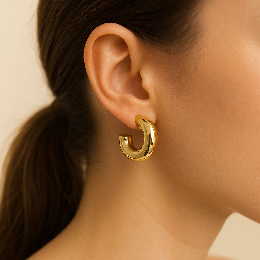 Argola Folheado a Ouro Quente